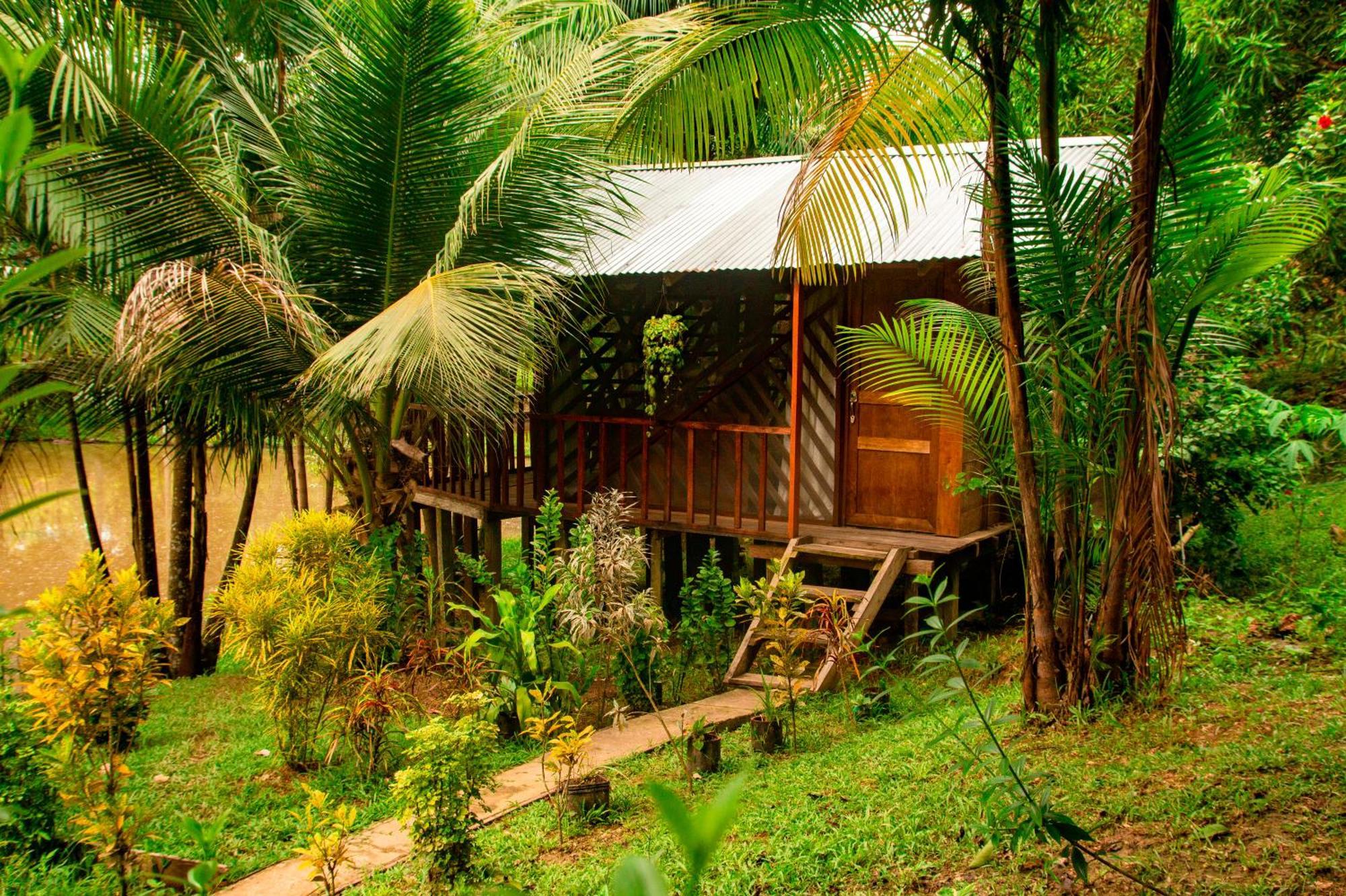 Cabanas Dechi Puerto Narino ภายนอก รูปภาพ